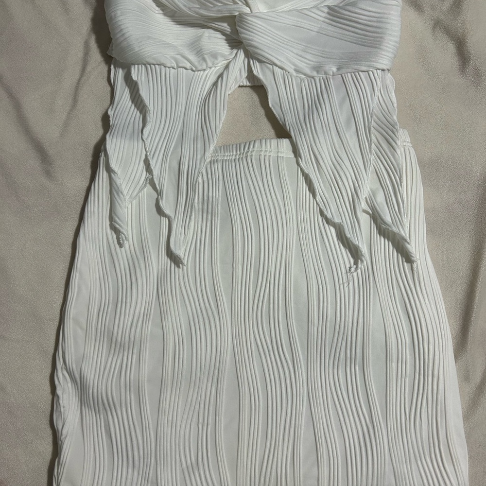 Elegant White Pleated Set